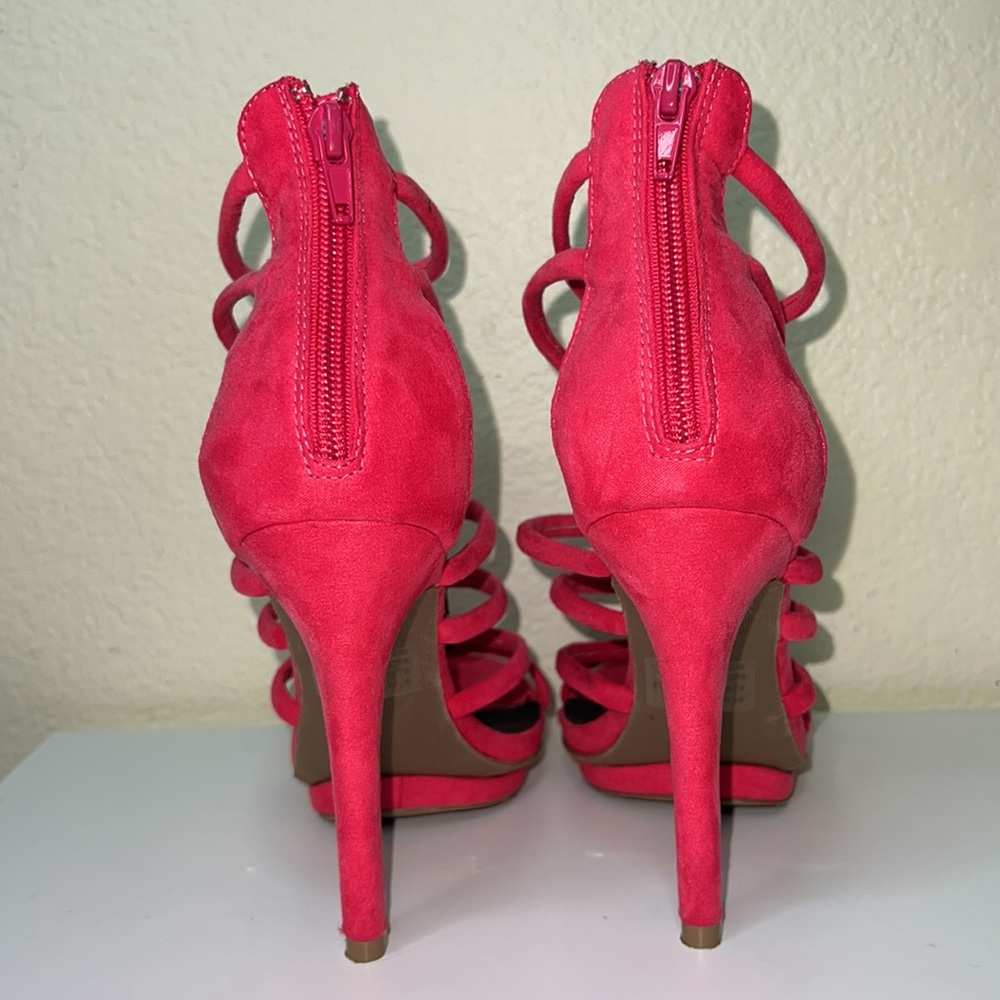 Pink High Heels - Picture 3 of 4